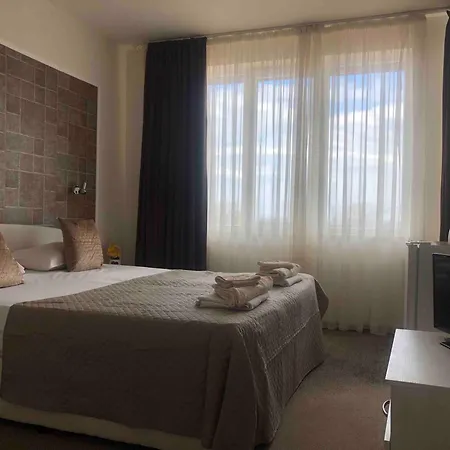 Penzion Complex Pika 3*