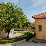 Vendégház Complex Pika