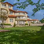 Vendégház Complex Pika