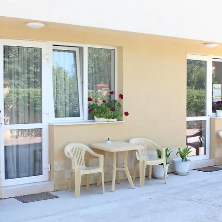 Complex Pika Konukevi Altın Kumlar