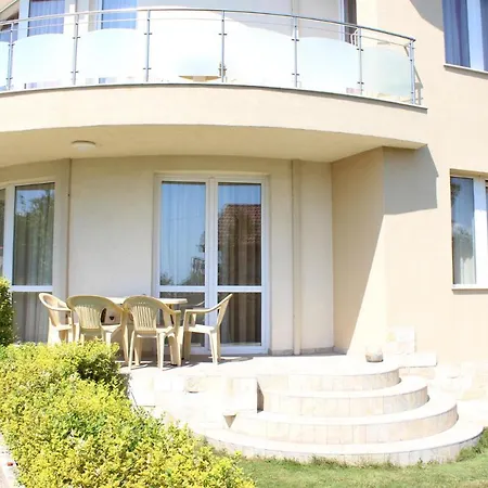 Complex Pika Konukevi