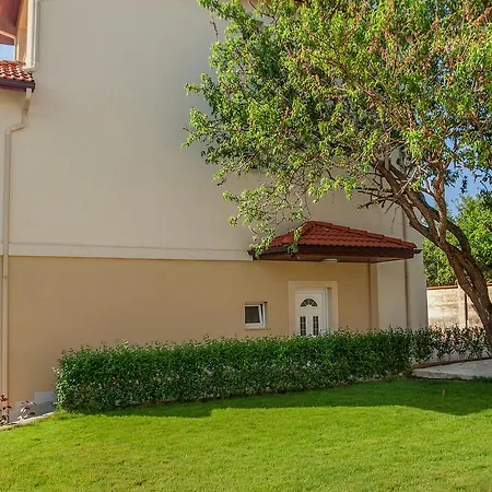 Casa de hóspedes Complex Pika Golden Sands