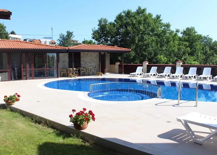 Gæstehus Complex Pika 3*