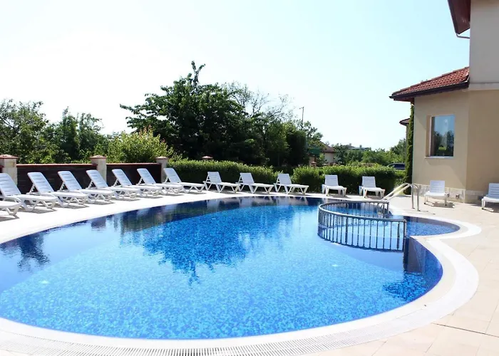 Gæstehus Complex Pika Golden Sands