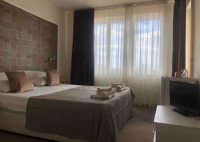 Gæstehus Complex Pika 3*