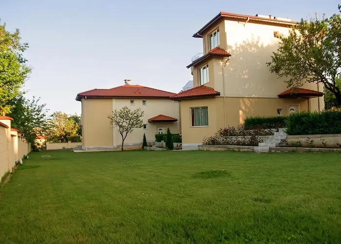 Complex Pika Gæstehus 3*